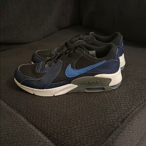 Nike Air Max Black and Blue Sneakers